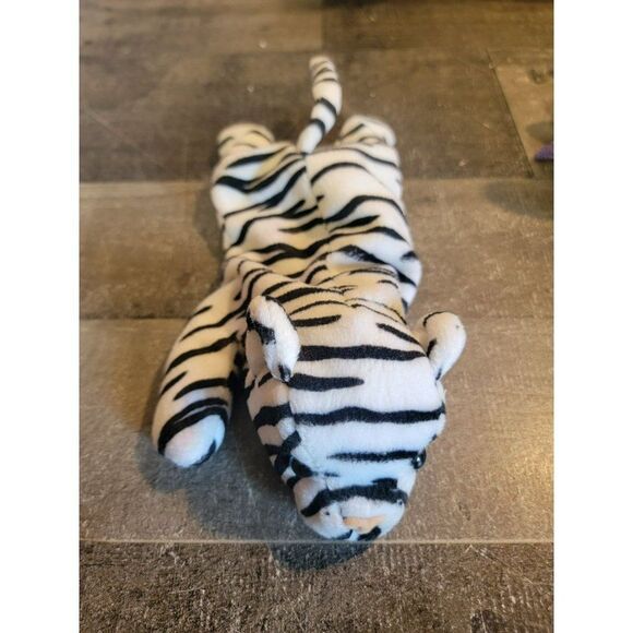 White striped tiger stuffed animal zoo toy figure - Picture 1 of 4